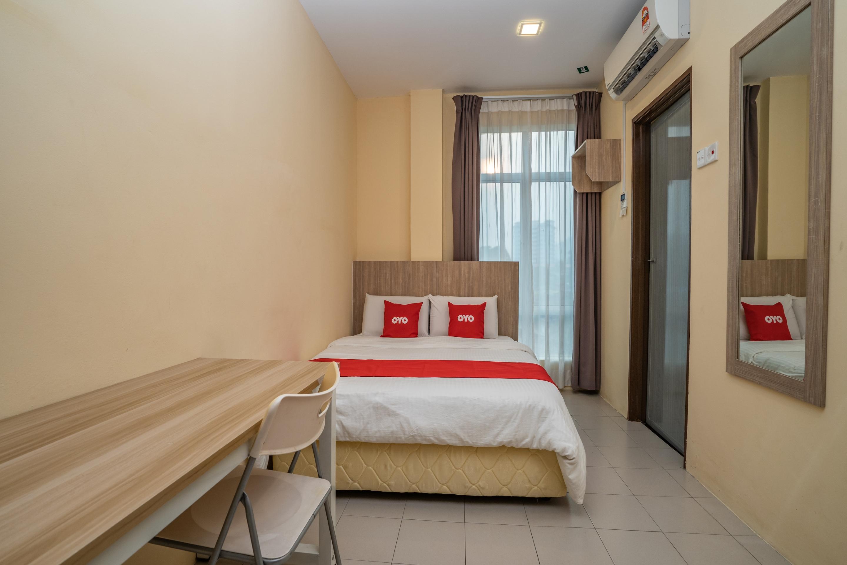 Oyo 44078 The Island Hotel Kampong Pasir Bogak Εξωτερικό φωτογραφία