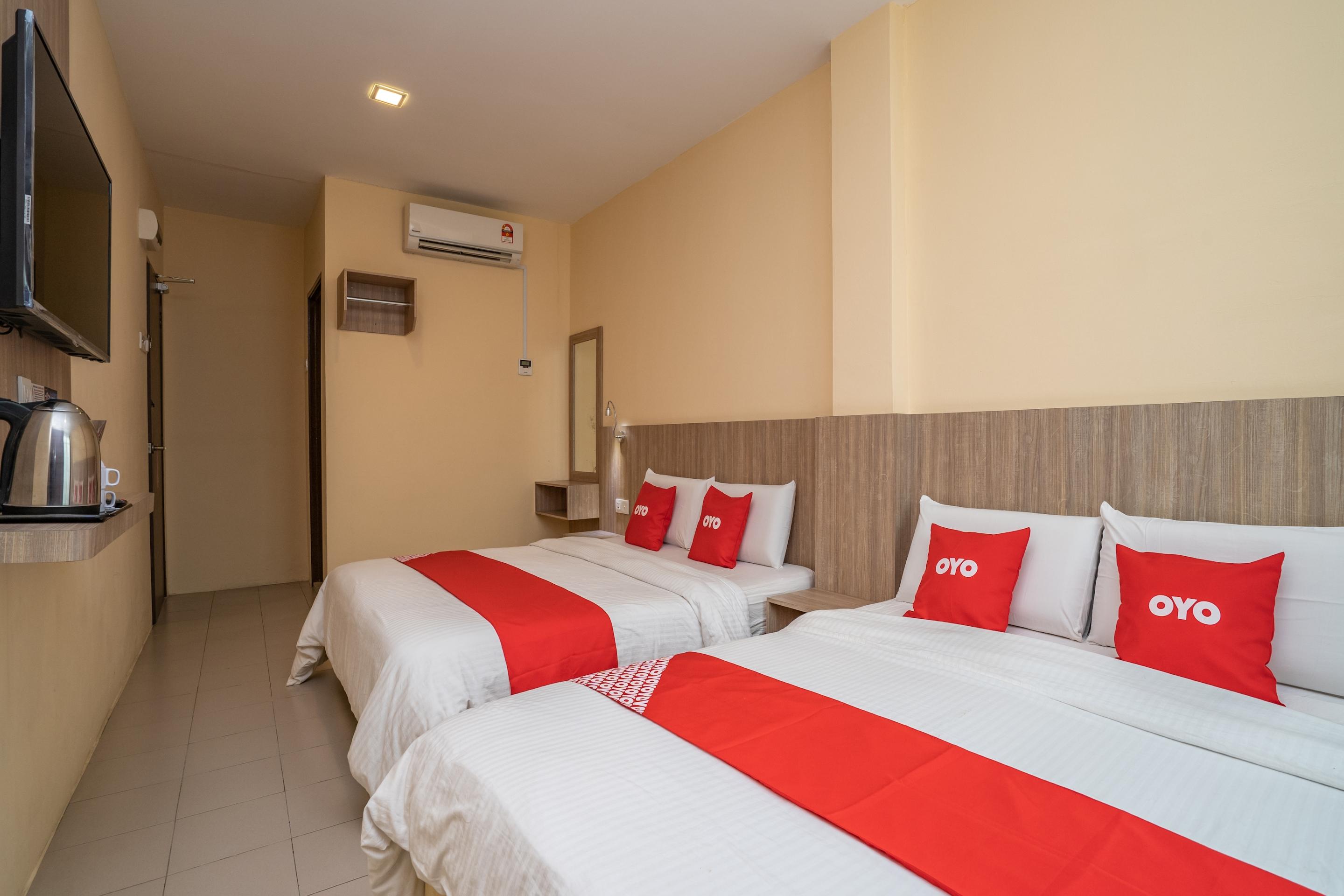 Oyo 44078 The Island Hotel Kampong Pasir Bogak Εξωτερικό φωτογραφία