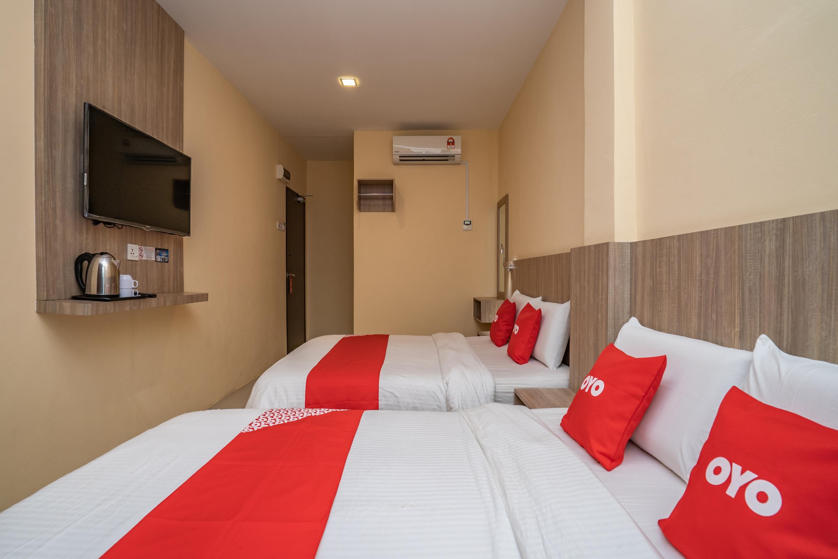 Oyo 44078 The Island Hotel Kampong Pasir Bogak Εξωτερικό φωτογραφία