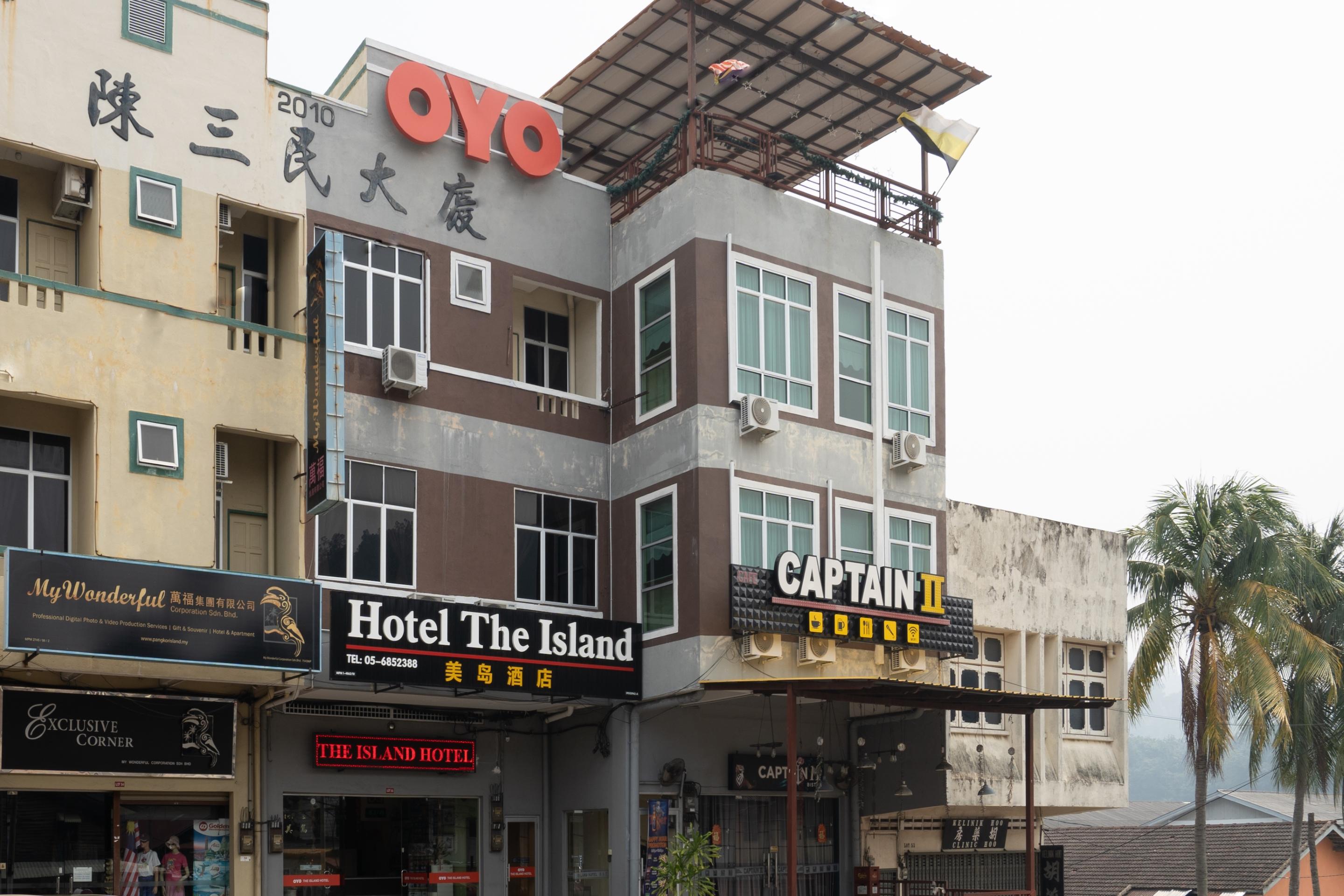 Oyo 44078 The Island Hotel Kampong Pasir Bogak Εξωτερικό φωτογραφία
