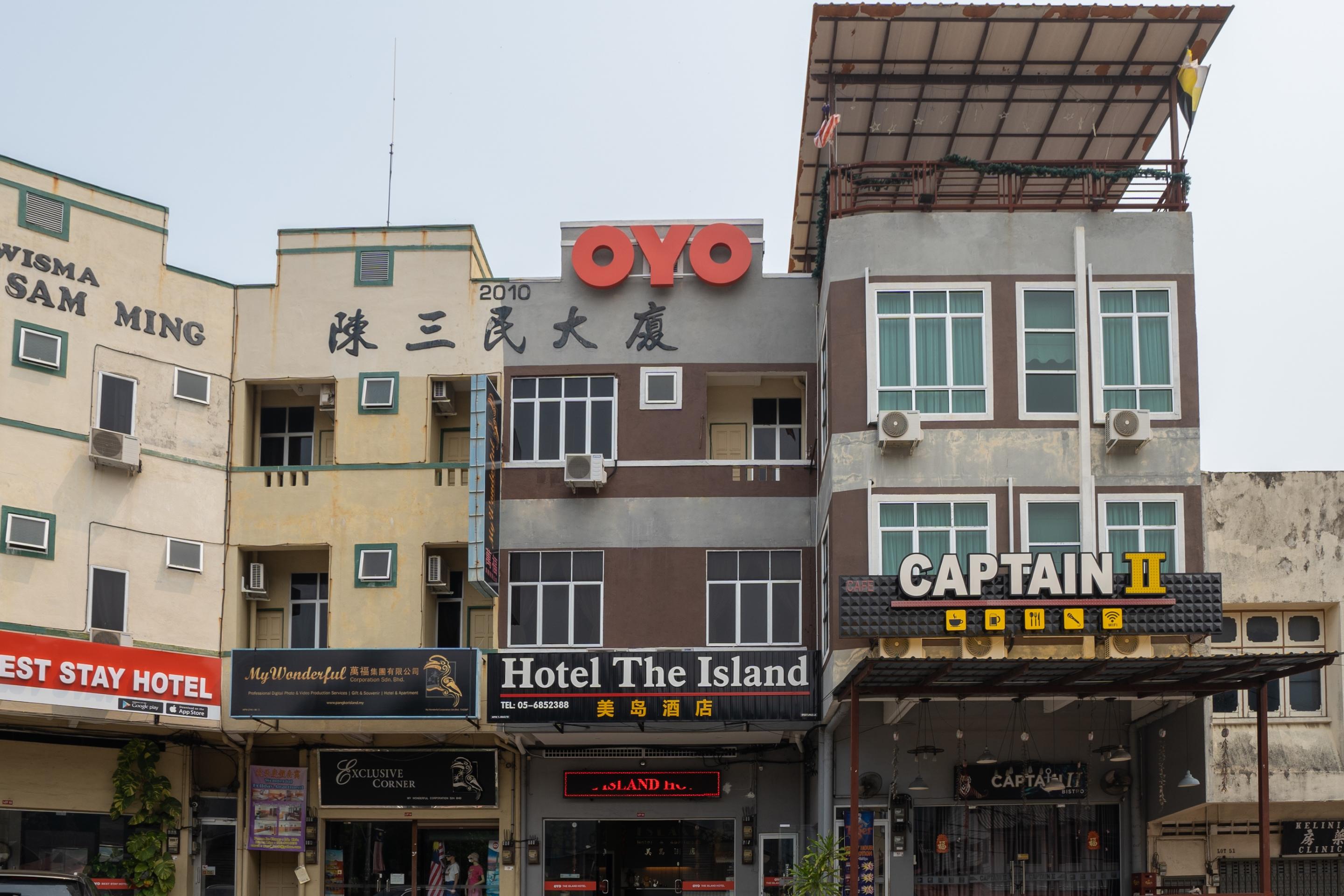 Oyo 44078 The Island Hotel Kampong Pasir Bogak Εξωτερικό φωτογραφία