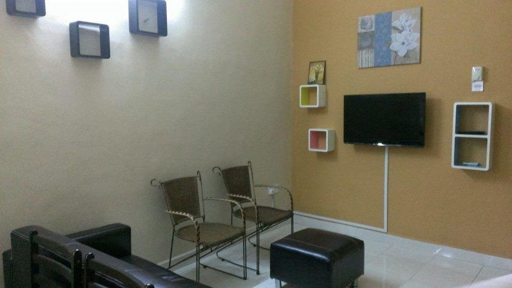 Oyo 44078 The Island Hotel Kampong Pasir Bogak Εξωτερικό φωτογραφία